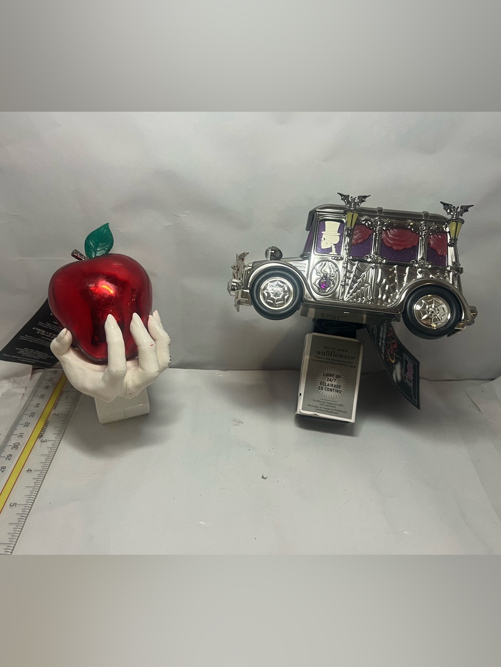 Bath & Body Works lot poison apple and skeleton hearse Halloween plug ins NWT